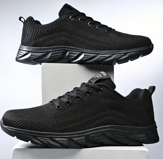 Breathable sneakers black