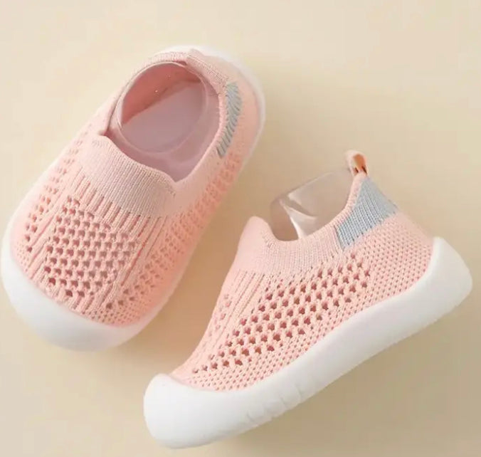 Pink baby woven shoes