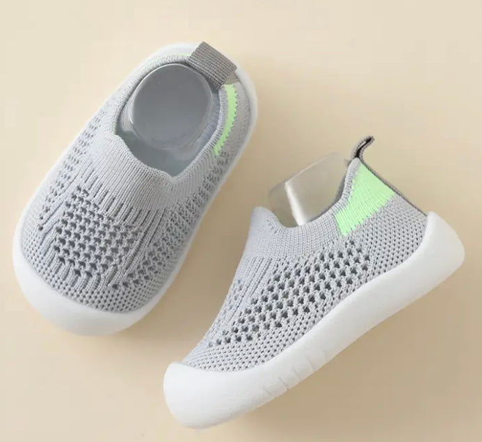Grey baby woven shoes