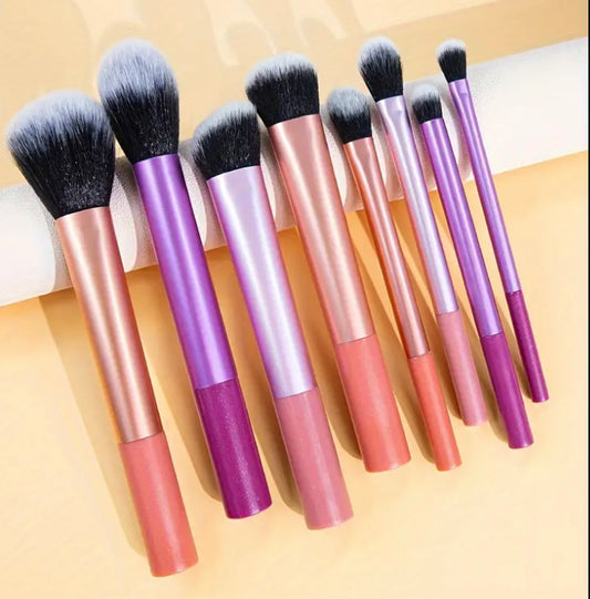 8pc brushes - colours may vary