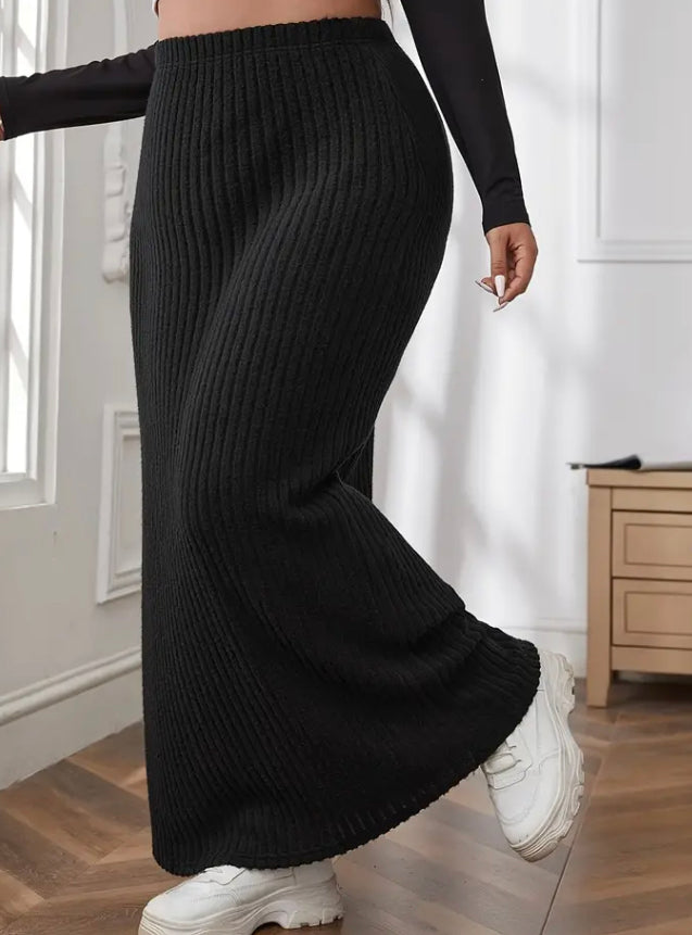 Plus size ribbed skirt