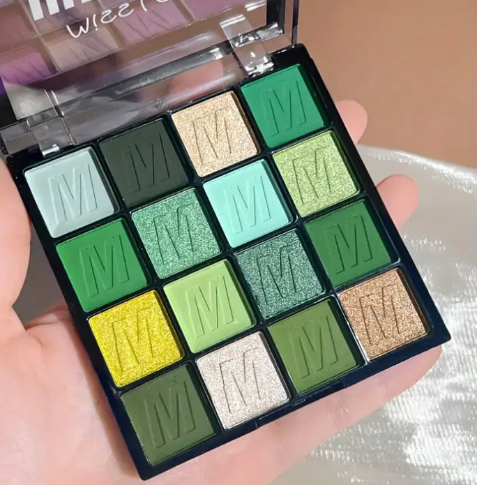 16 colour green forest eyeshadow palette