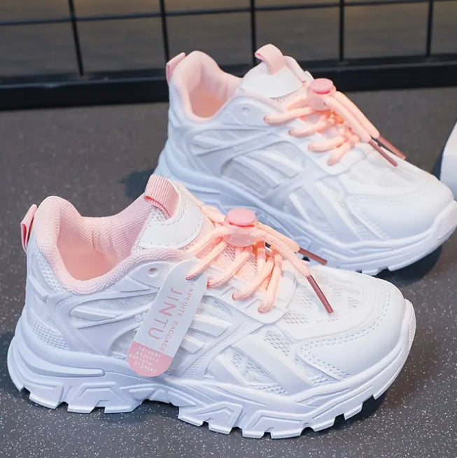 Solid colour sneakers pink