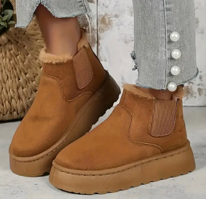 Slip on fleece boots brown